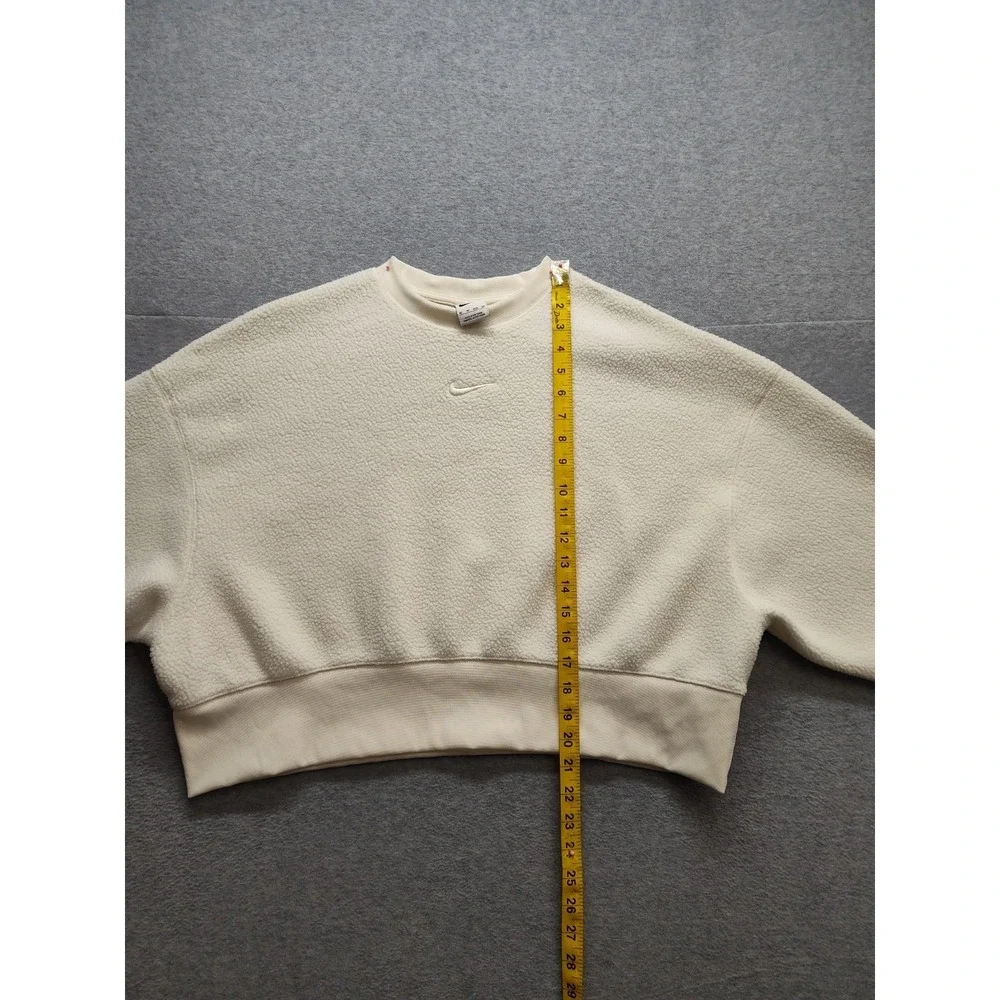 Nike Women Sweatshirt XS Cream 100% Polyester Crew Neck Long Sleeve Pullover